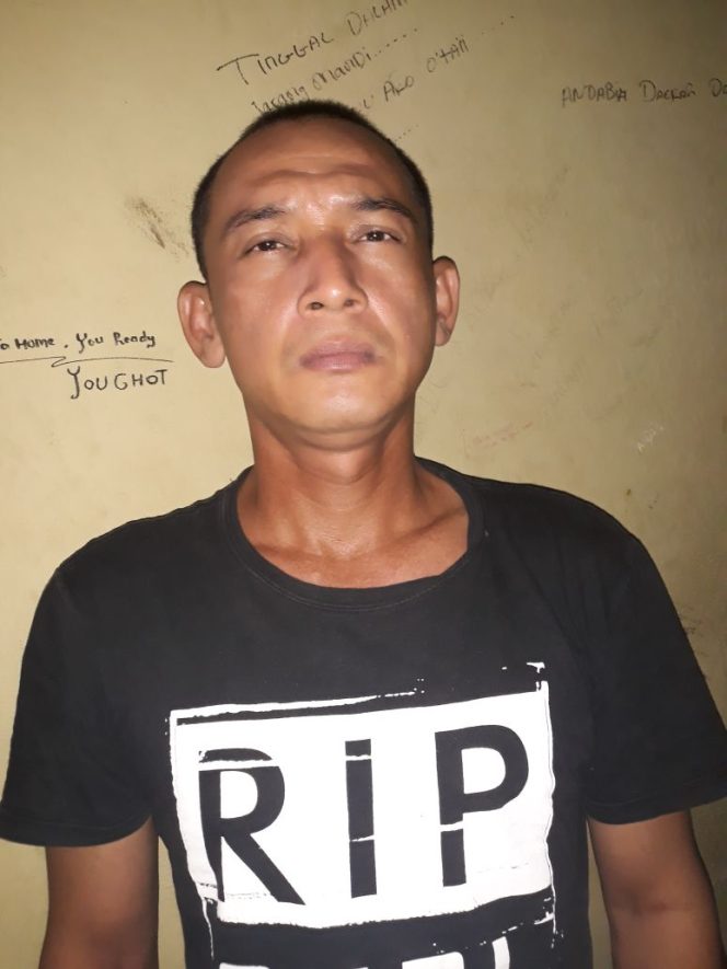 
					Tersangka Nirwan
