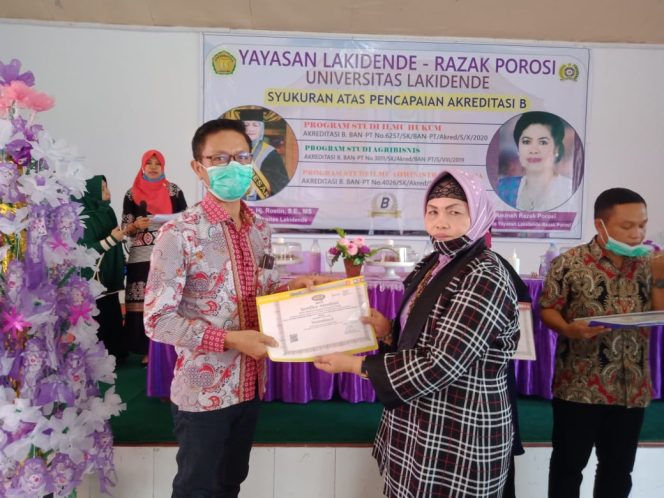 
					Unilaki Ditangan Prof Rostin Fokus Peningkatan Akreditas