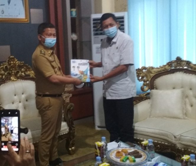 
					Pemkab Konawe dan Minahasa Tenggara Bakal Bangun Kerjasama Pertanian