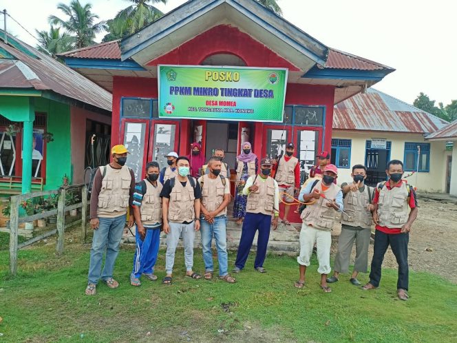 
					Antisipasi Penyebaran Covid-19, Pemdes Momea Lakukan Penyemprotan Disinfektan