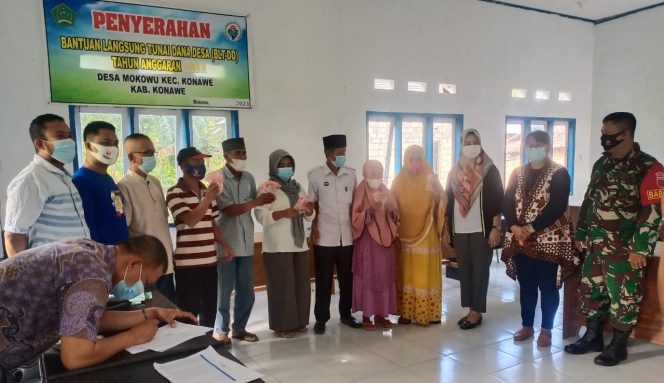 
					Desa Mokowu Sukses Salurkan BLT-DD Tahap Dua
