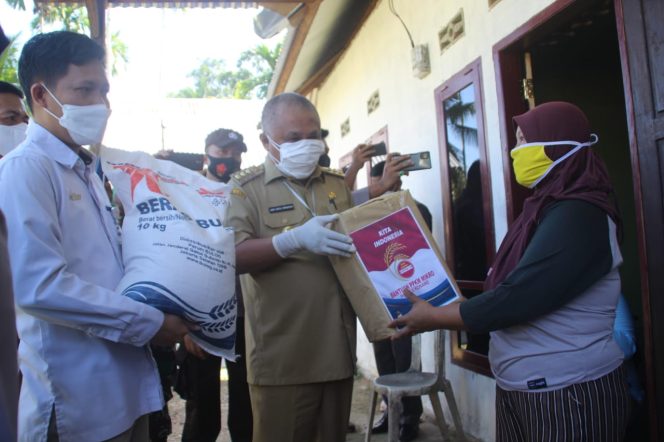 
					Pemkab Konawe Launching Penyaluran Bansos PPKM 2021