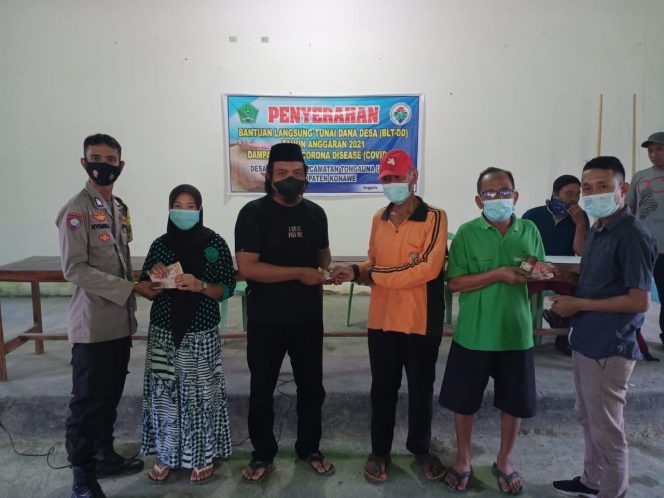 
					Pemdes Anggohu Kembali Salurkan BLT-DD Tahap II
