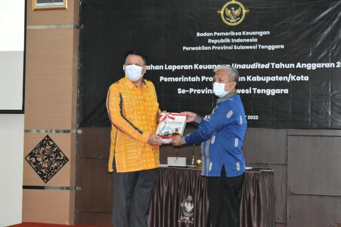 
					Pemkab Koltim Terget Kembali WTP di 2022