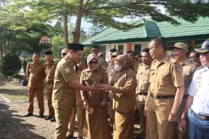 Pimpin Apel Gabungan, Bupati Tekankan Kedisiplinan ASN di Koltim