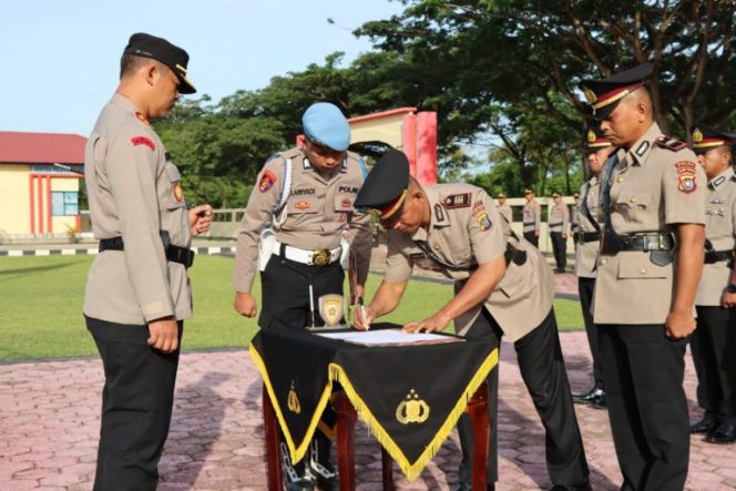 
					Mutasi di Polres Konawe, Tiga Kapolsek Resmi Berganti