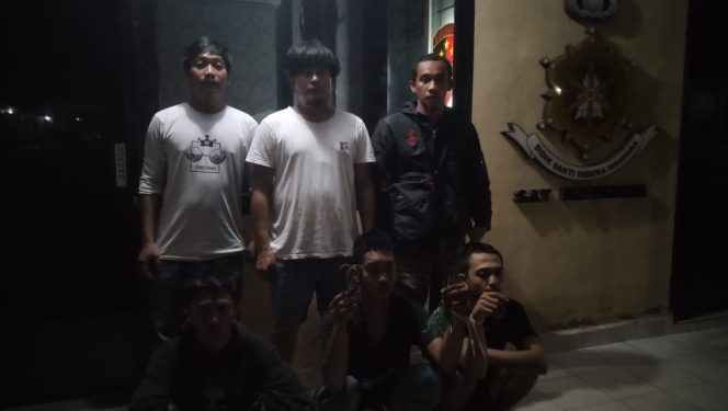 
					Tiga Pelaku Pengancaman dengan Busur Diamankan, Satu Dalam Pencarian