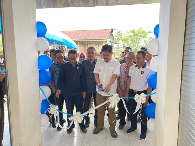
					Bupati Koltim Resmikan Pasar Rakyat Mowewe
