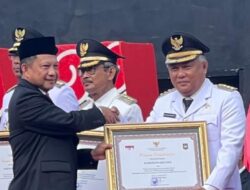 Ukir Prestasi Gemilang di Tingkat Nasional, Bupati Kery Terima Penghargaan