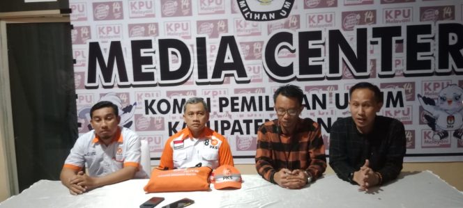 
					Daftarkan Bacaleg-nya di KPU Konawe, PKS Target 5 Kursi di Pileg 2024