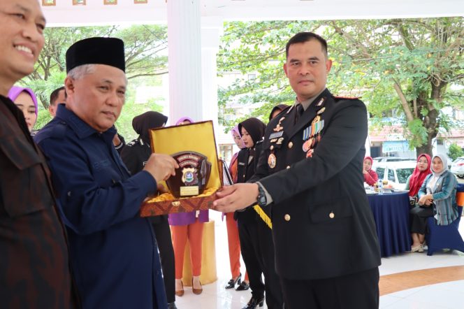 
					Bupati dan Kapolres Konawe Kompak Suarakan Pemilu Damai