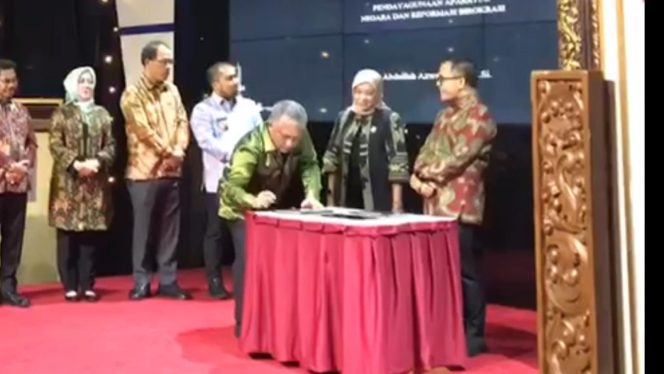 
					Menteri PANRB Resmikan MPP Konawe Bersama 13 Mal Lainnya
