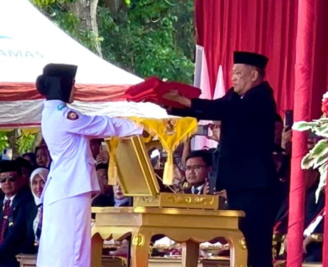 
					SEKDA Pimpin Upacara HUT Kemerdekaan RI di Konawe, Berlangsung Khidmat