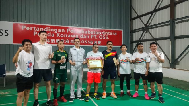 
					Pemkab Konawe dan PT OSS Jalin Silaturahmi Lewat Badminton