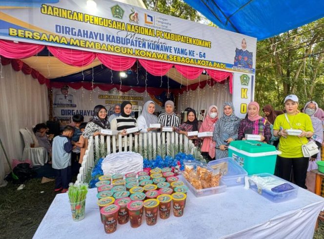 
					Ramaikan Expo Konawe 2024, JAPNAS Bagikan Makan Siang Gratis