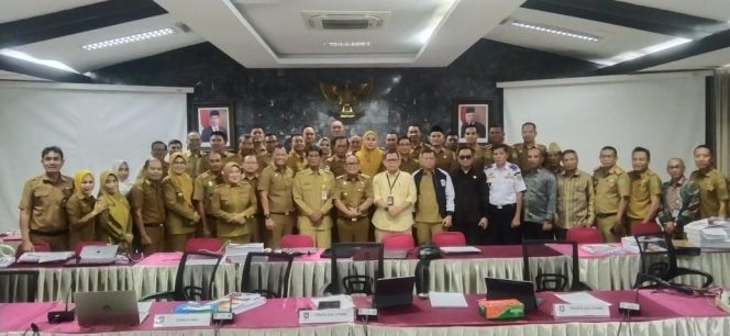 
					Lagi, Harmin Ramba dapat Nilai Positif dari Kemendagri setelah Paparkan Hasil Kinerja