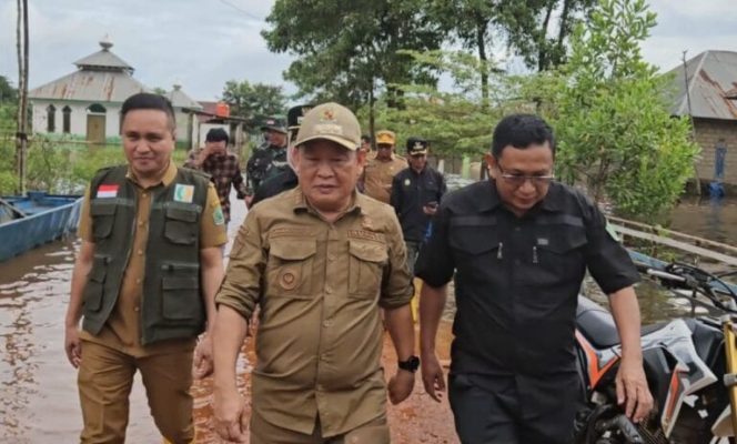 
					Tinjau Banjir Susulan di Pondidaha, Pj. Bupati Konawe Bakal Upayakan Penanganannya