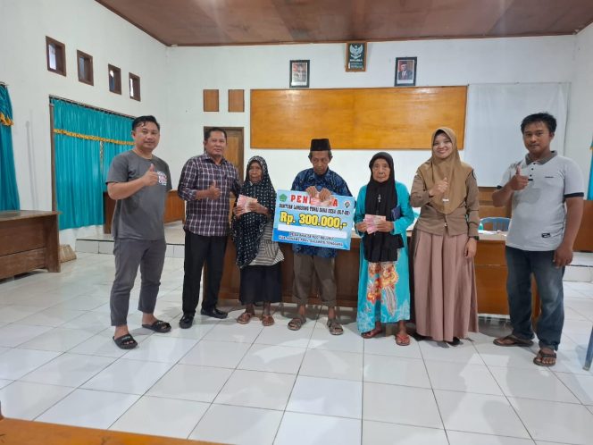 
					Pemdes Ahuloa Salurkan BLT Dana Desa Tahap II Bulan Mei, Juni dan Juli 2024