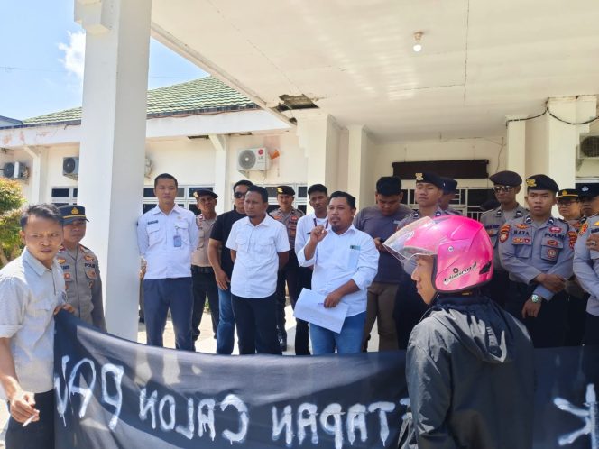 
					KPU Konawe Tegaskan Jemi S Imran Masih Memenuhi Syarat Sebagai PAW DPRD Konawe